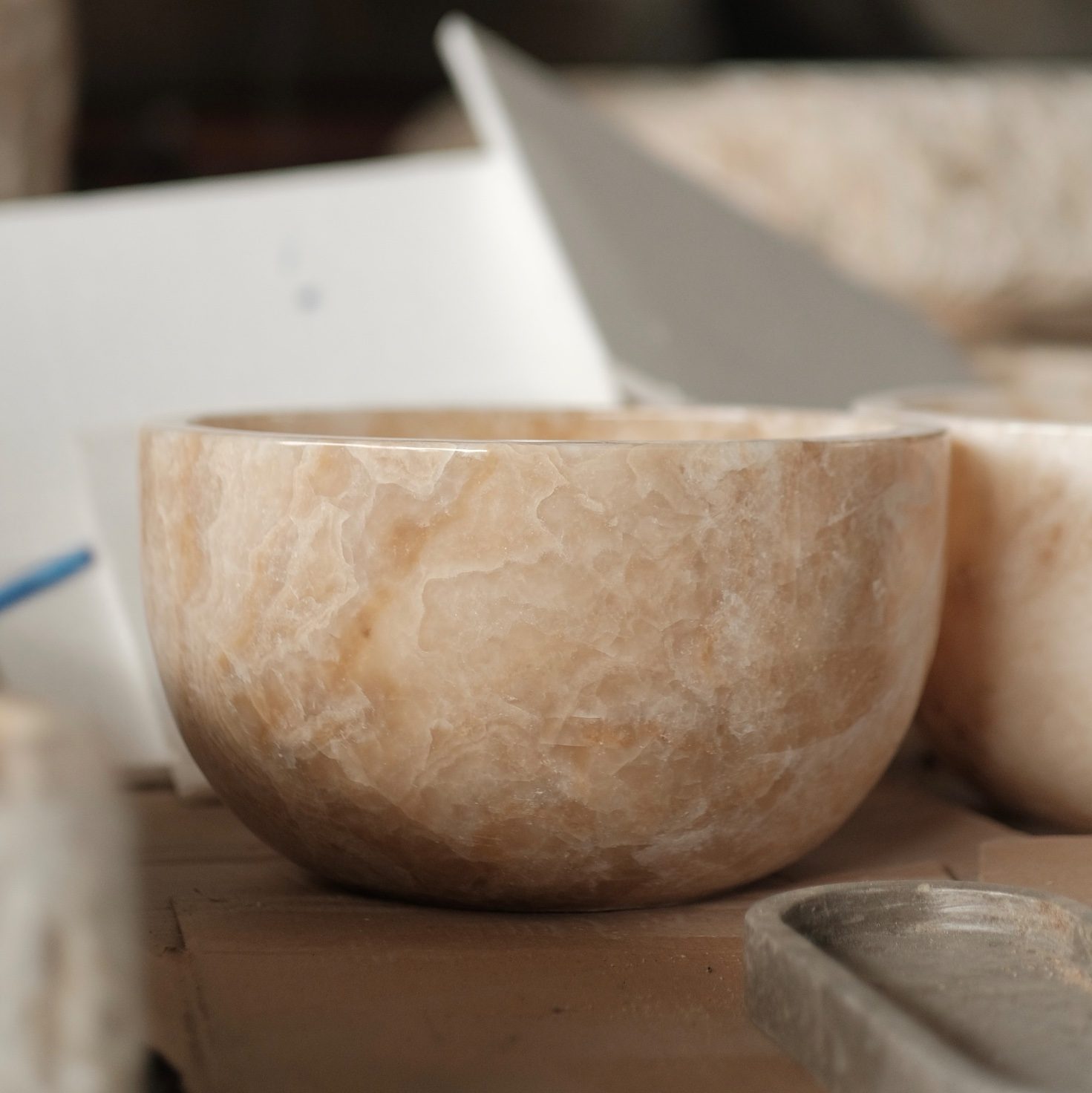 Full Polished Bowl Pot